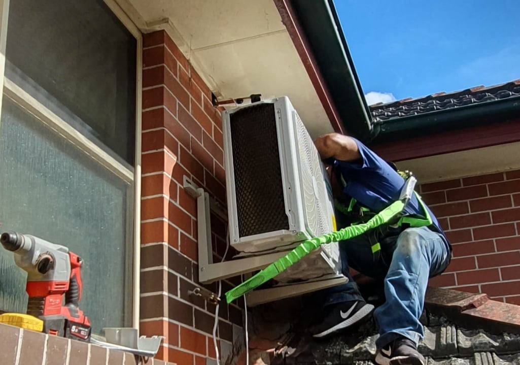 air conditioning regas